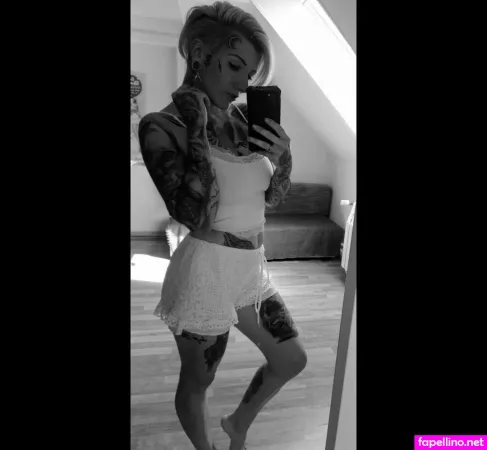 Vivien Storl OnlyFans Thumbnail #Qasgzeqm4Q