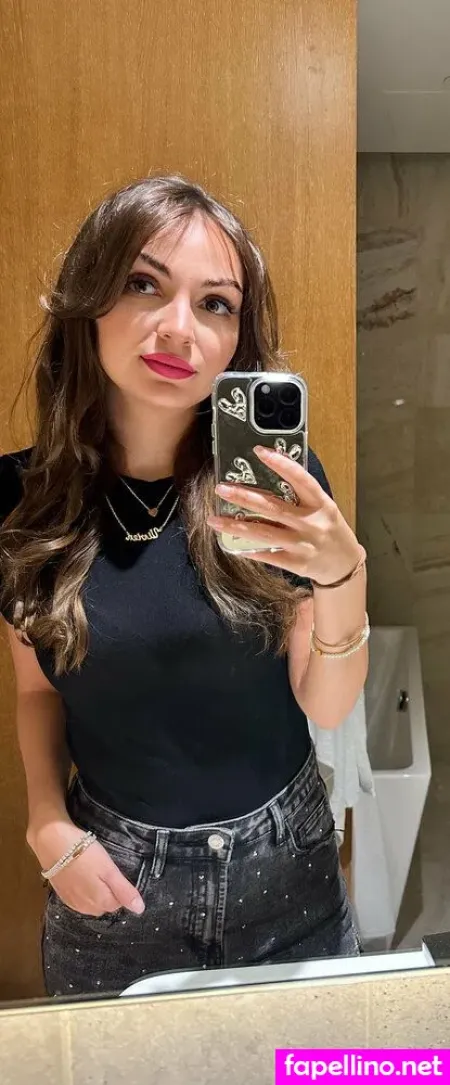 Vivienfree Main Profile Photo