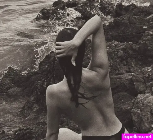 Vivienne Gr OnlyFans Thumbnail #tZ537Gd8nA