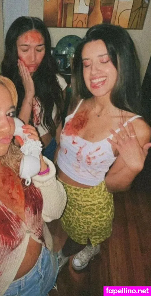 vegasvittoria, viviannn_v Nude Leaked OnlyFans Photo #KgykkJh1te