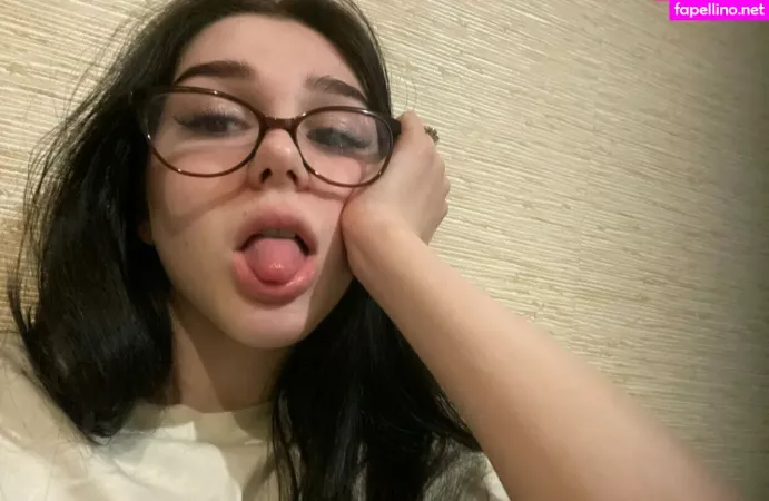 Vixeellonly OnlyFans Thumbnail #LlRIQgAsmM