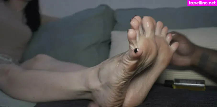 Vixen Arches OnlyFans Thumbnail #iTNsiYphAH