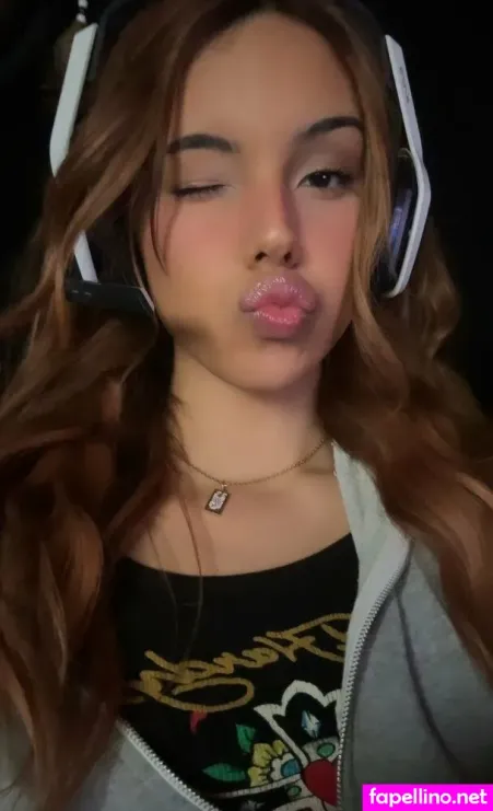 Vixen11111 1 OnlyFans Thumbnail #DkB4wIlv3d