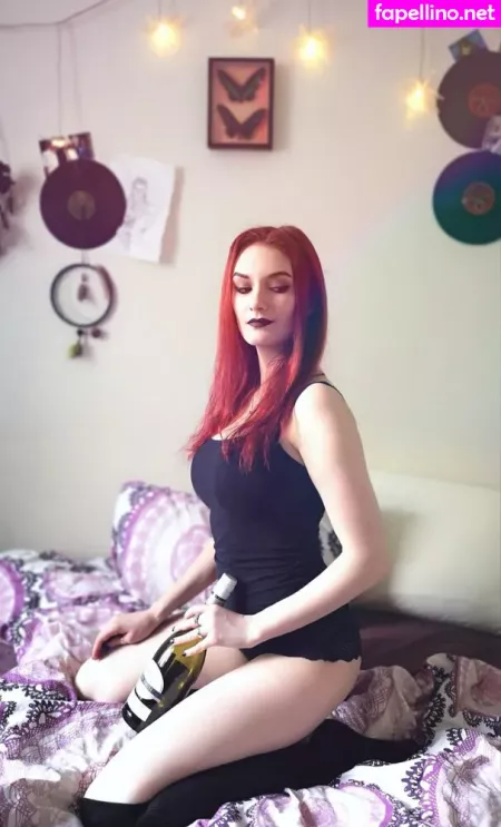 Vixena Siren OnlyFans Thumbnail #QRjdgziKO4