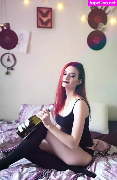 Vixena Siren OnlyFans Thumbnail #hIJuo17sUE