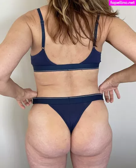 Vixenkat OnlyFans Thumbnail #1fjcWNoMD8