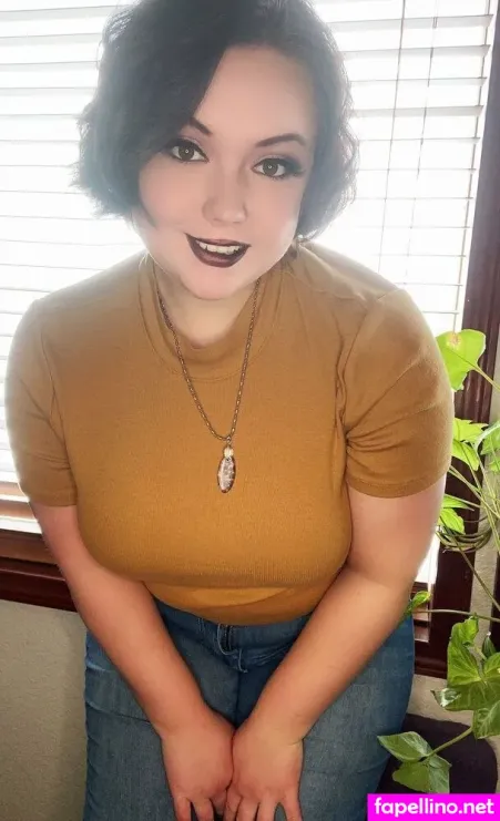 Vixenshelbyfree OnlyFans Thumbnail #4q1fpx7iZH