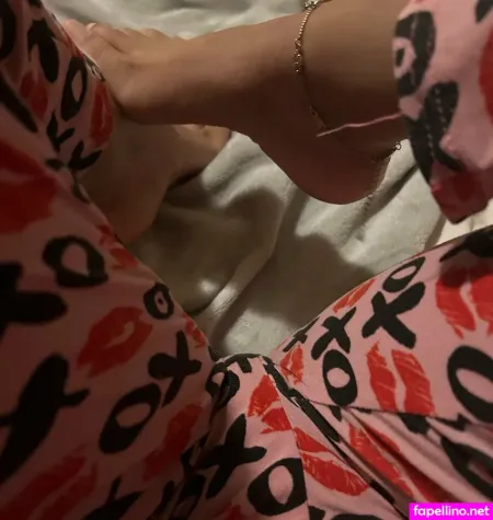 Vixenstarxfree OnlyFans Thumbnail #qTUaXOkqew
