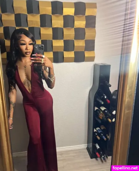 Vixenvaloree Main Profile Photo