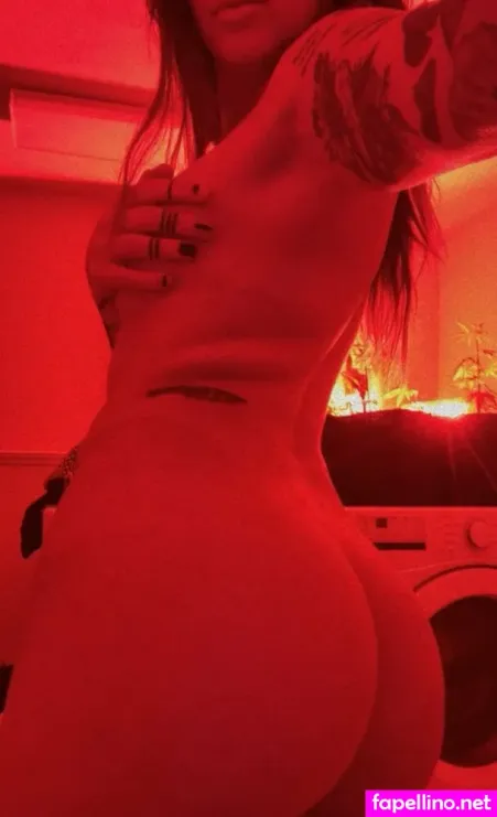 Vixly OnlyFans Thumbnail #Dj8xOuuBK0