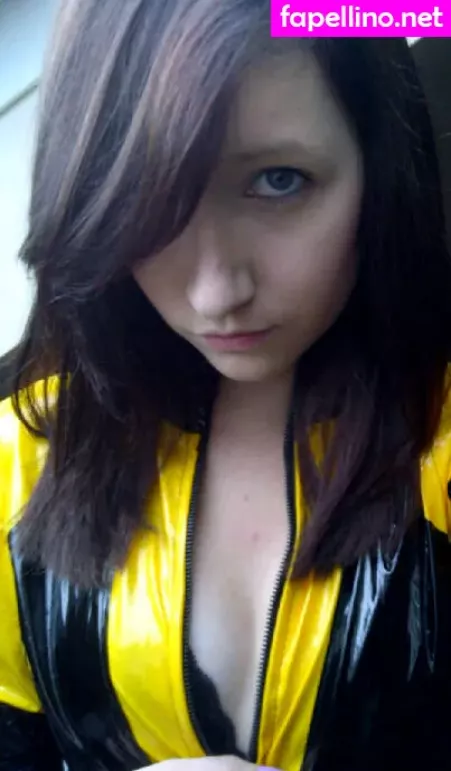 Vixylixxx OnlyFans Thumbnail #R6FlT9FFTv