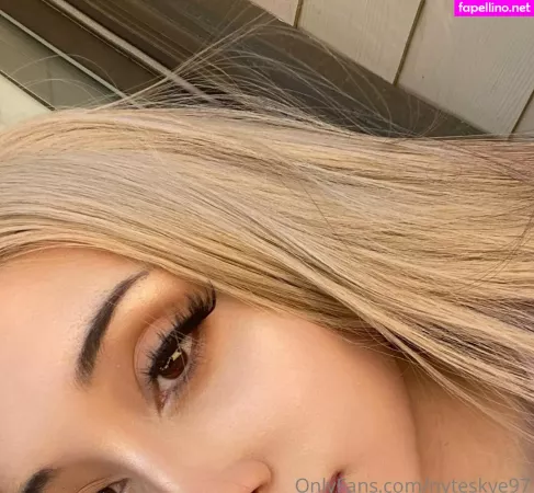 Vixyn97 OnlyFans Thumbnail #gfVc4e6tEk