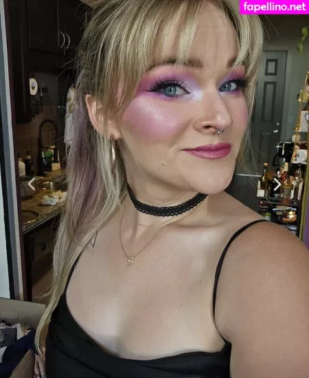 Vixyy64 OnlyFans Thumbnail #iCFaz79umW