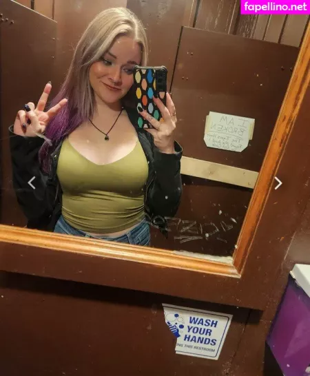 Vixyy64 OnlyFans Thumbnail #oVhCQ4g2cr