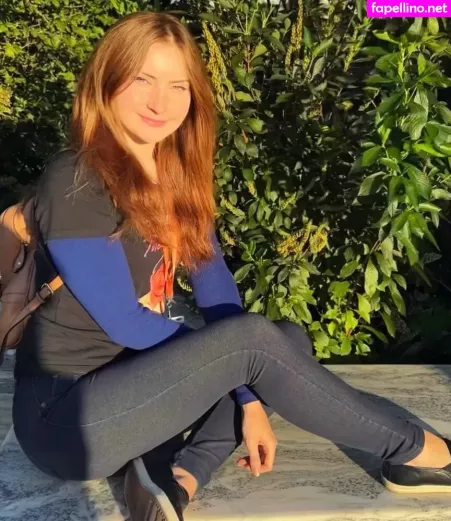 Vkunia OnlyFans Thumbnail #w0NUCMQxoO