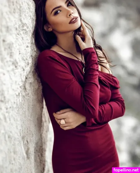 Vlada Bernevec OnlyFans Thumbnail #C15KPdWYS4