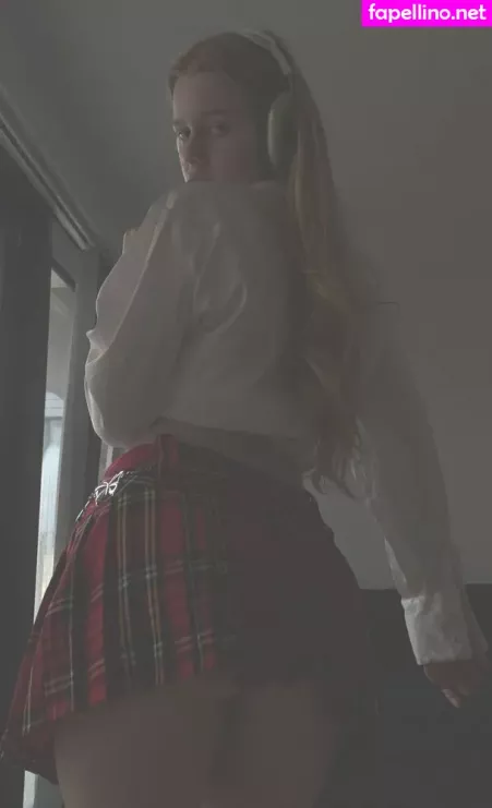 Vlada Dobryak OnlyFans Thumbnail #fPNp5zVNIy