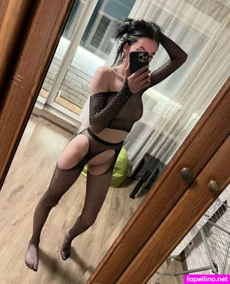 Vladas Beauty OnlyFans Thumbnail #ibJ4WWMzIw