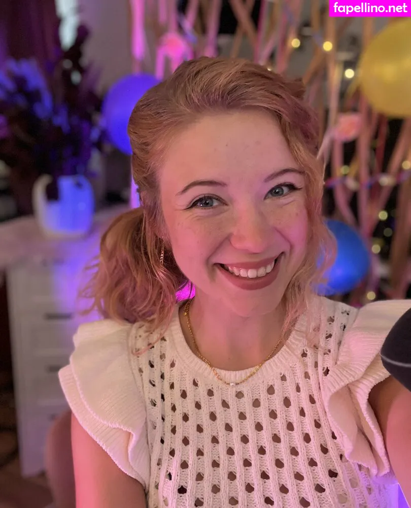 Frauleinfreitag, cecilia.sopenaespa, vleafnin Nude Leaked OnlyFans Photo #9LyKpNpSR1