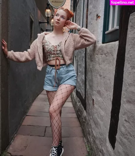 Vleafnin OnlyFans Thumbnail #BFdju8Ii32