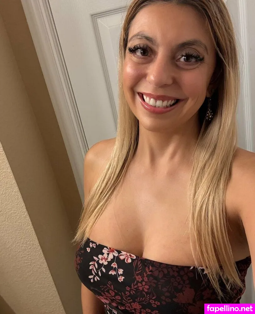 VLonghorn07, vanesa_ukr Nude Leaked OnlyFans Photo #jDGKkw5wIB