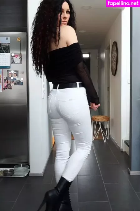 Vmissyb OnlyFans Thumbnail #7K08WShoQI