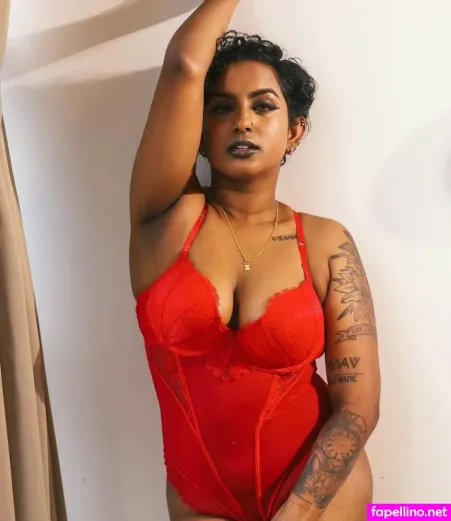 Vogue Unicorn OnlyFans Thumbnail #yIg8QJapiA