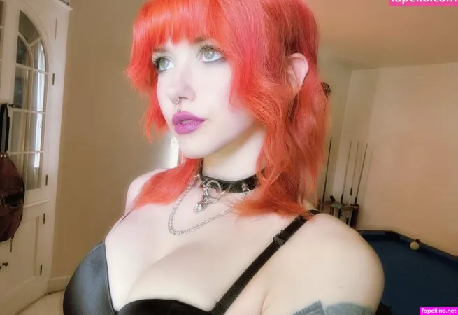 Voidofvera OnlyFans Thumbnail #MV1wLR8BUa