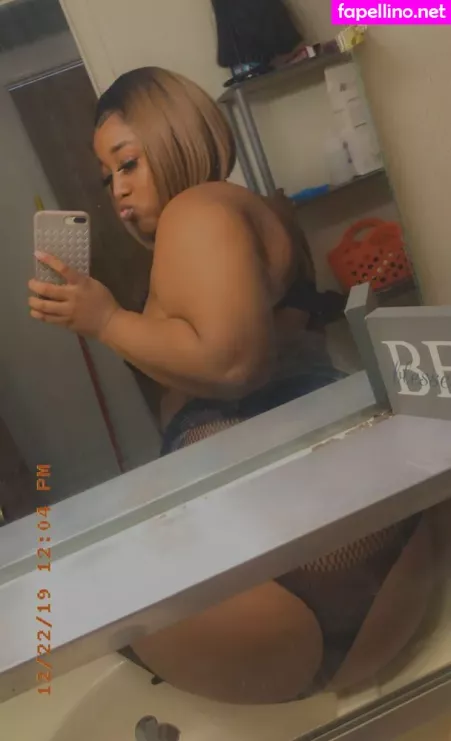 Volaprettykitty OnlyFans Thumbnail #3ox0YaXdca