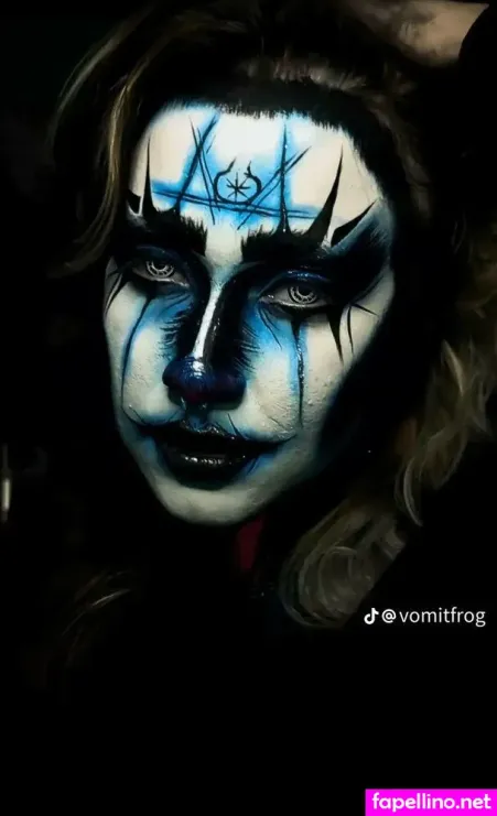 Vomitfrog OnlyFans Thumbnail #2gXv7TTtLb