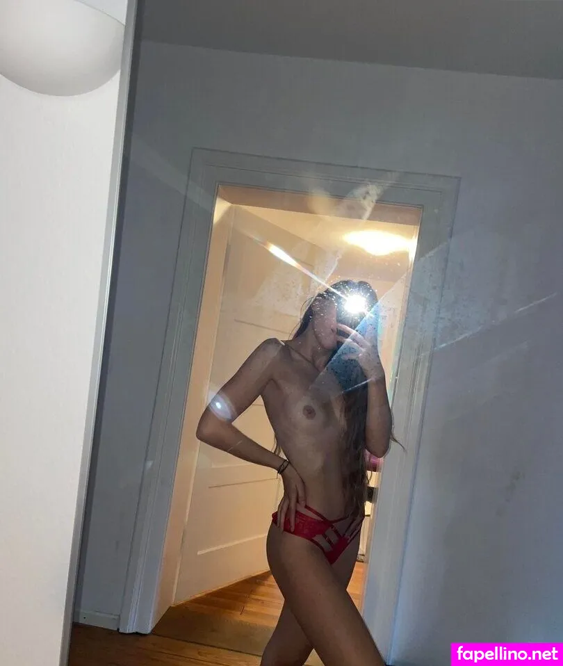 vroni_sbrizzai Nude Leaked OnlyFans Photo #ZYogClcyJN