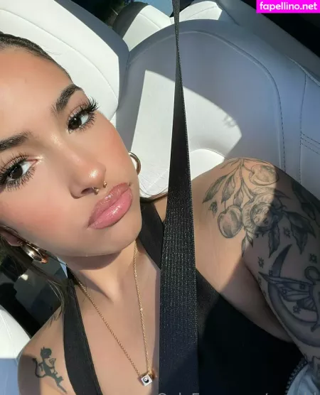 Vswrld OnlyFans Thumbnail #hBu5o37zq2