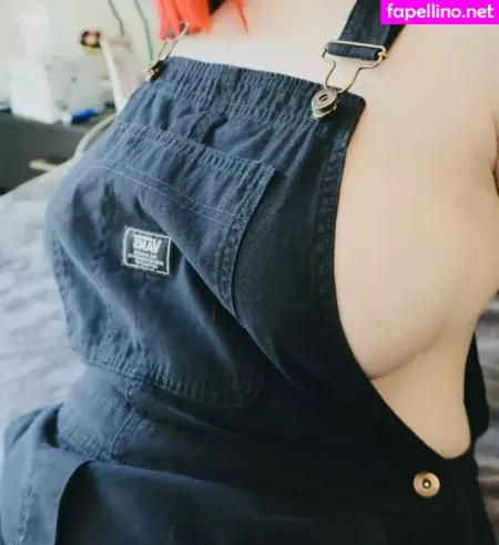 Vtuberfefe OnlyFans Thumbnail #uoFl92Bpkk