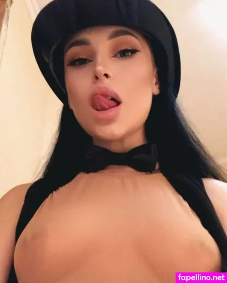 Vulgarcat OnlyFans Thumbnail #OCsIWVho33