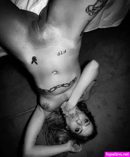 Vulgart OnlyFans Thumbnail #mItmQXYVBk