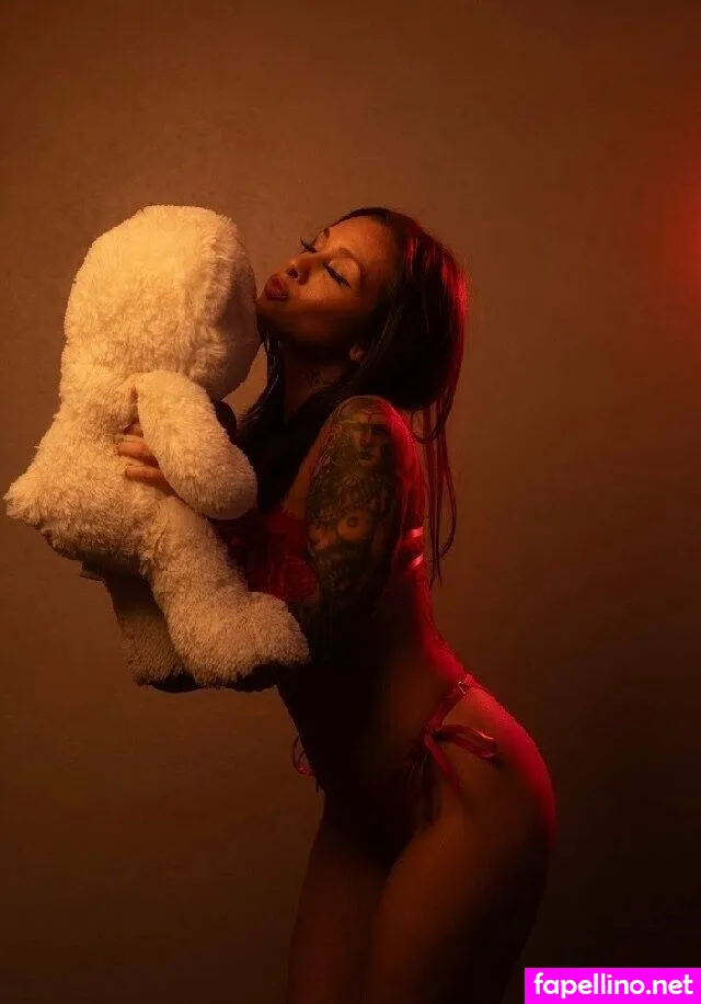 vulgar.vanity, vulgarvanity Nude Leaked OnlyFans Photo #5JVnkTR5ne