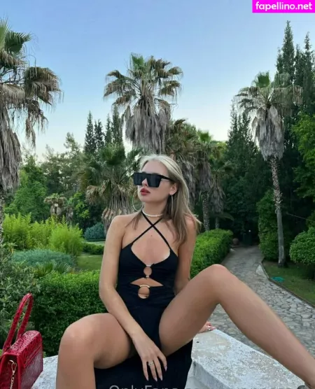 Vvanessa V OnlyFans Thumbnail #9vvgtDydU6