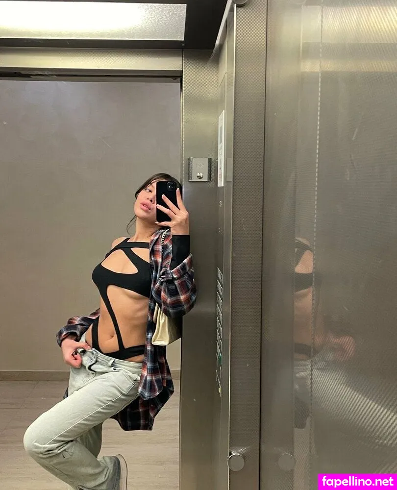 vellivvs, vvelliciiavip Nude Leaked OnlyFans Photo #RhC7s4p3iz