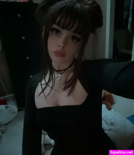 Vvlils OnlyFans Thumbnail #o82pLjydKr