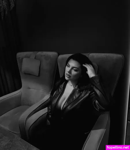 Vvv K S OnlyFans Thumbnail #F1DTNeItYo