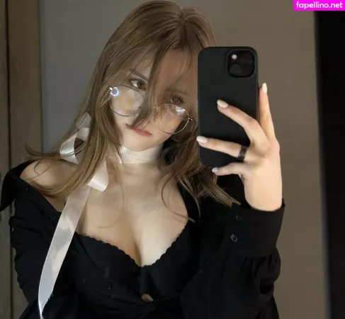 Vwemor OnlyFans Thumbnail #0Fg6s84Axl