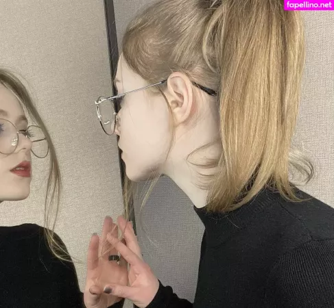 Vwemor OnlyFans Thumbnail #LhLF7dNPho