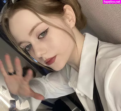 Vwemor OnlyFans Thumbnail #Q7yEVLu5YR