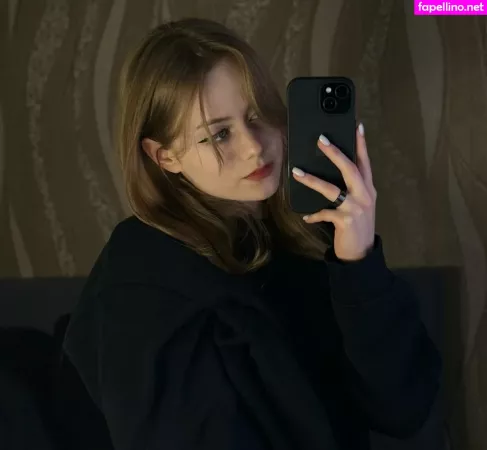 Vwemor OnlyFans Thumbnail #jI5GblwIJ1