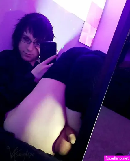 Vxserenade OnlyFans Thumbnail #AFKUTMLvIA