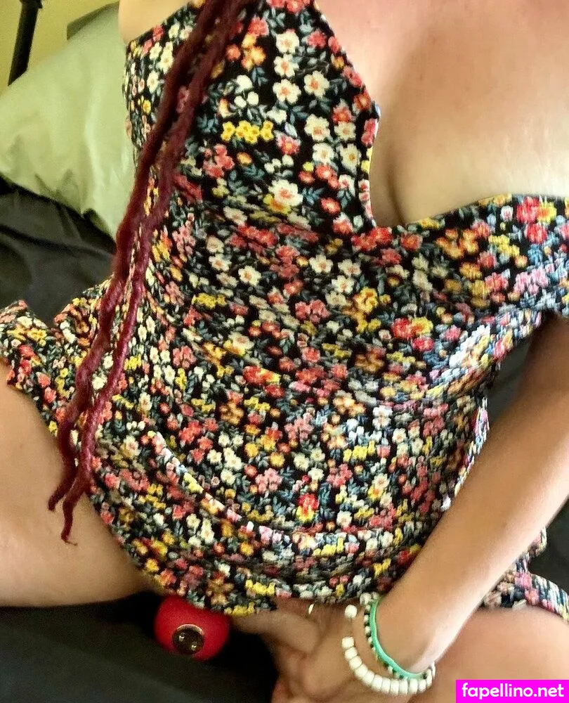 vyxenah, vyxenrae Nude Leaked OnlyFans Photo #87op02lz8a