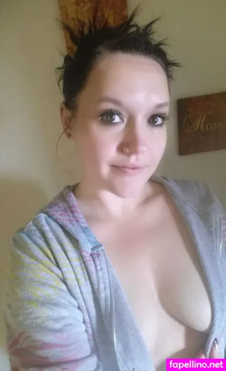 Vyxenrae OnlyFans Thumbnail #Lde3nXMGNJ