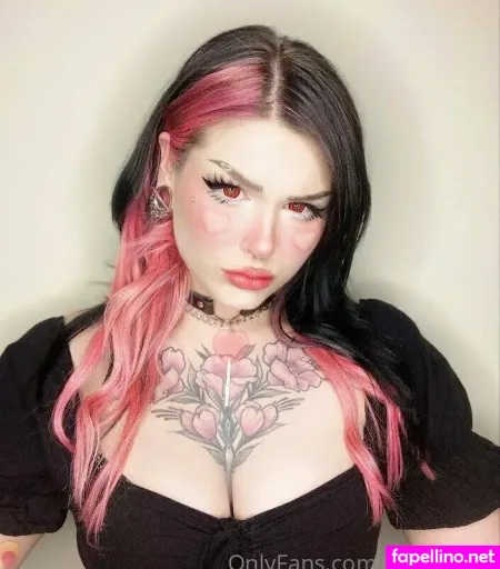 W Waifu X OnlyFans Thumbnail #IKuQ0yNgZz
