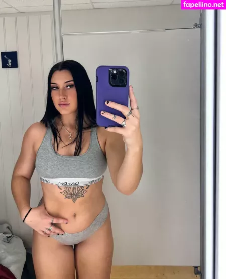 Waddupitsleah 1 OnlyFans Thumbnail #I4YEbeO1F3