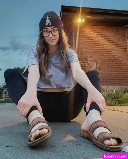 Waifu OnlyFans Thumbnail #gVD1E7RdZG